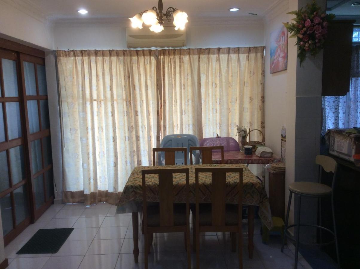 Homestay Dayani Musleem Port Dickson Exterior photo
